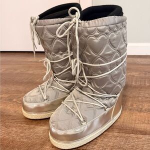 Moschino Love Moon 
Boots
38 / IT 40
 Women's Boots